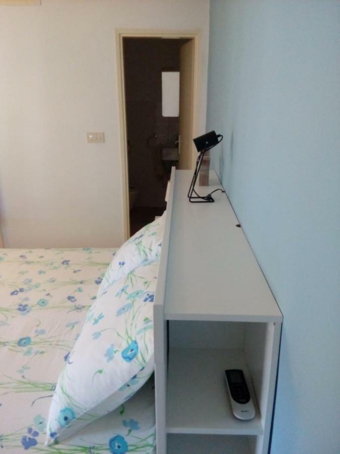 Appartamento Relax Garden Stari Grad  Esterno foto